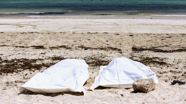 摩洛哥海难后打捞出两具移民尸体